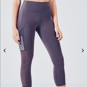 Fabletics High-waisted Mila Capri